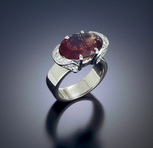 Intense Red with Schiller Ring