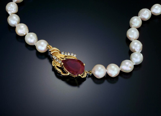 Pearl Clasp Necklace